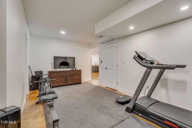 477 Sand Ridge Circle, Jonesborough, TN 37659