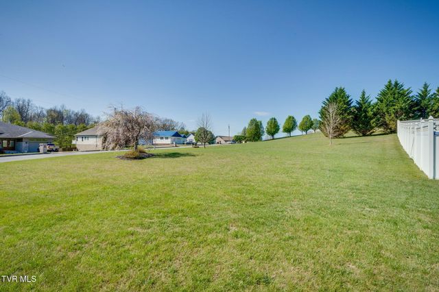477 Sand Ridge Circle, Jonesborough, TN 37659