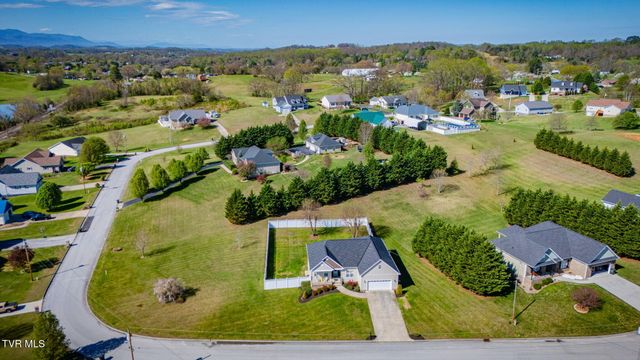 477 Sand Ridge Circle, Jonesborough, TN 37659