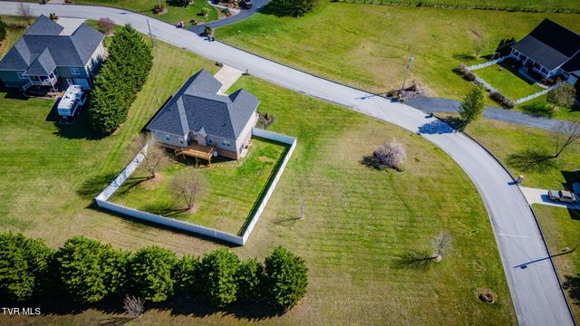 477 Sand Ridge Circle, Jonesborough, TN 37659