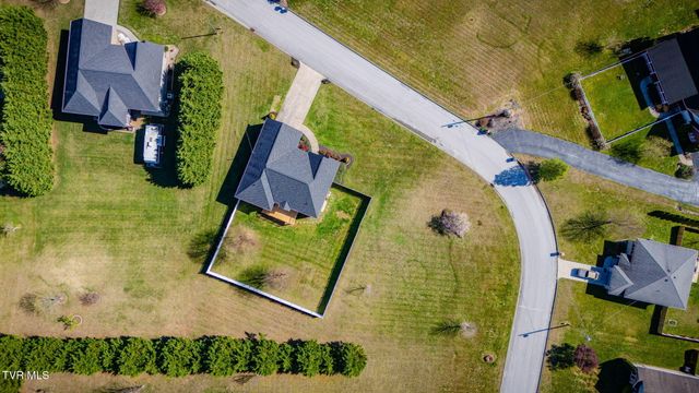 477 Sand Ridge Circle, Jonesborough, TN 37659