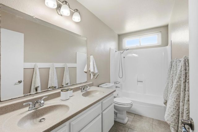 1546 Arnheim, El Cajon, CA 92021