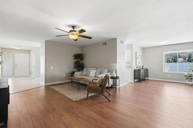 1546 Arnheim, El Cajon, CA 92021