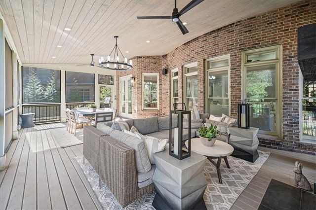 3283 Stratfield NE Drive, Brookhaven, GA 30319