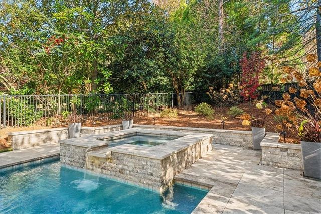 3283 Stratfield NE Drive, Brookhaven, GA 30319