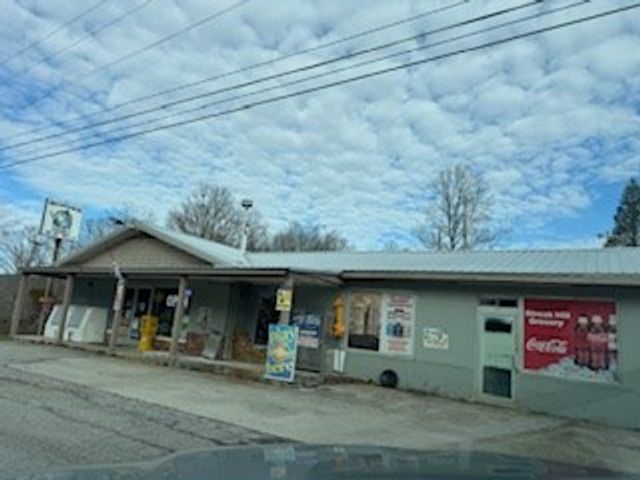 1825 Streak Hill Road, Hiawassee, GA 30546