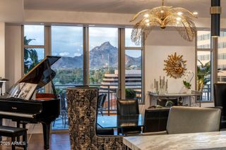 2211 E CAMELBACK Road 902, Phoenix, AZ 85016