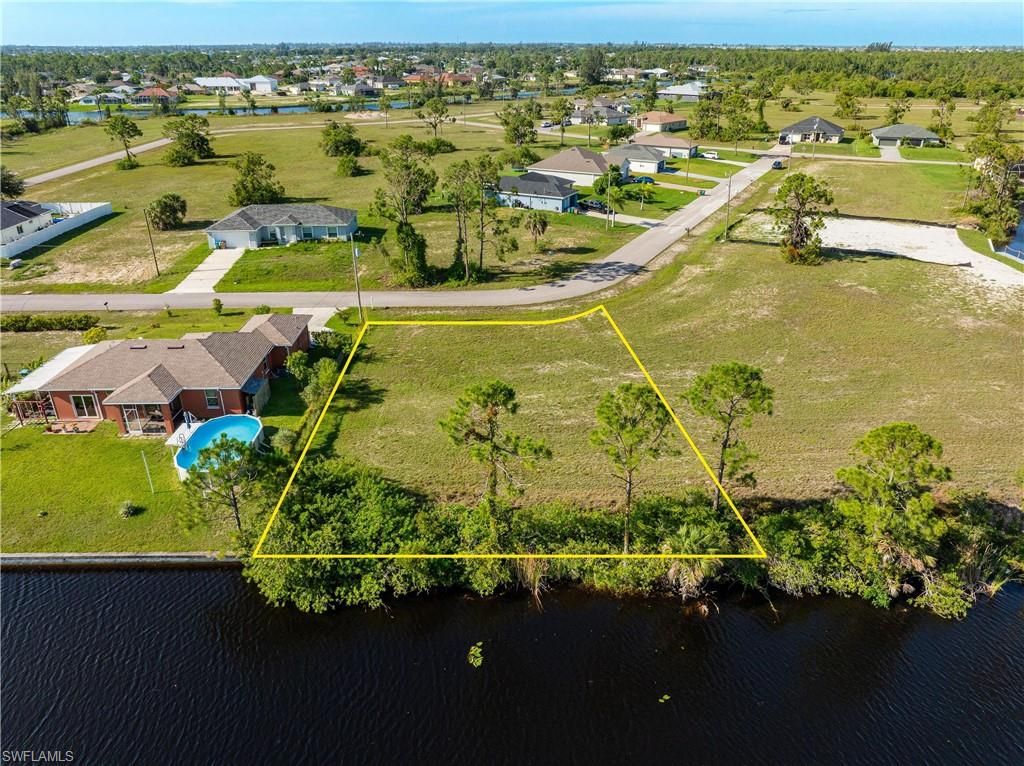 2719 NW 26th ST, Cape Coral, FL 33993