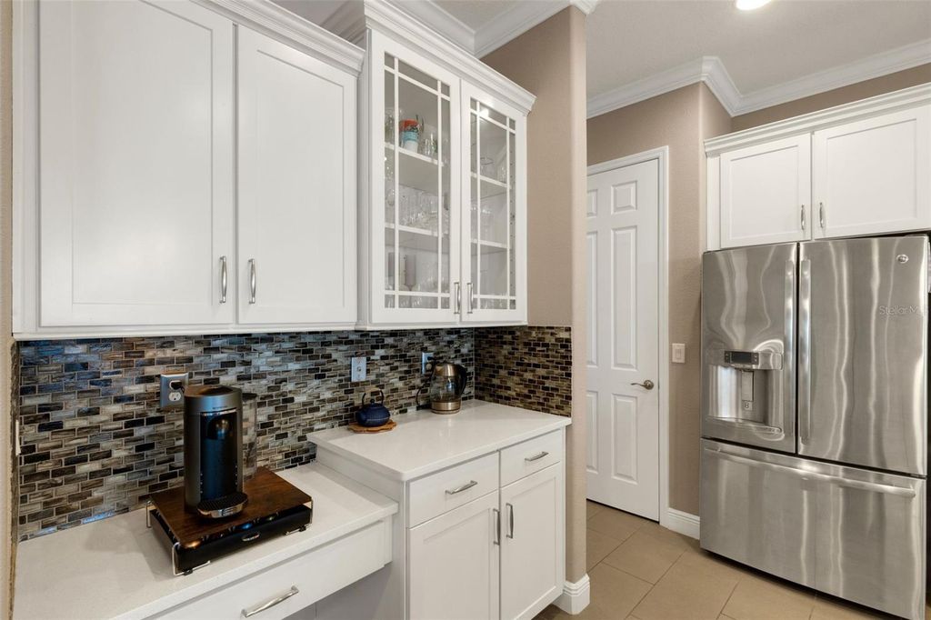 Image 20 of property listing at 380 165TH COURT NE, Bradenton, FL 34212