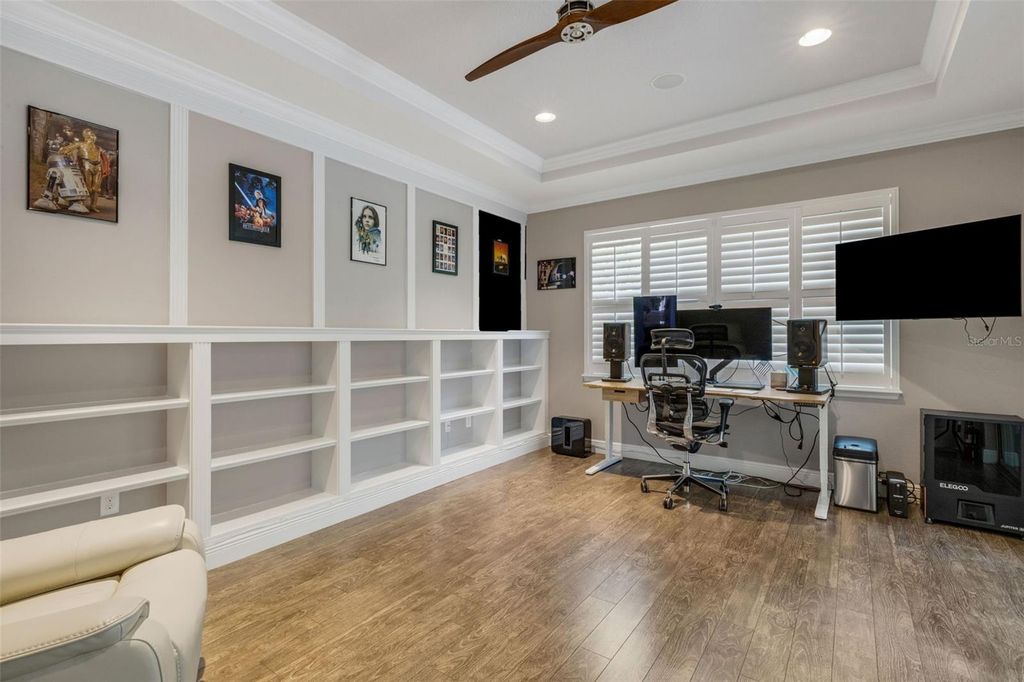 Image 33 of property listing at 380 165TH COURT NE, Bradenton, FL 34212