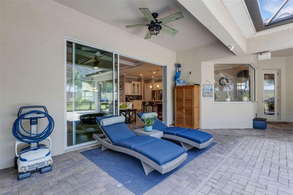 Image 43 of property listing at 380 165TH COURT NE, Bradenton, FL 34212