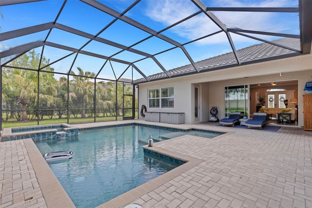 Image 46 of property listing at 380 165TH COURT NE, Bradenton, FL 34212