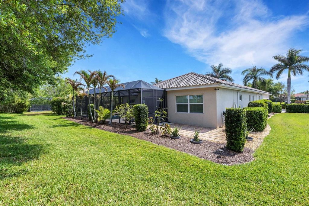 Image 59 of property listing at 380 165TH COURT NE, Bradenton, FL 34212