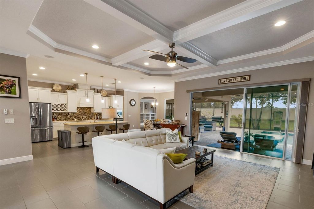 Image 7 of property listing at 380 165TH COURT NE, Bradenton, FL 34212