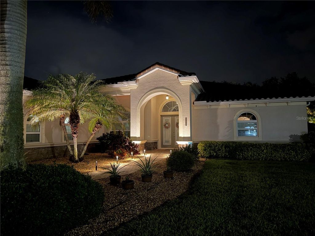 Image 68 of property listing at 380 165TH COURT NE, Bradenton, FL 34212