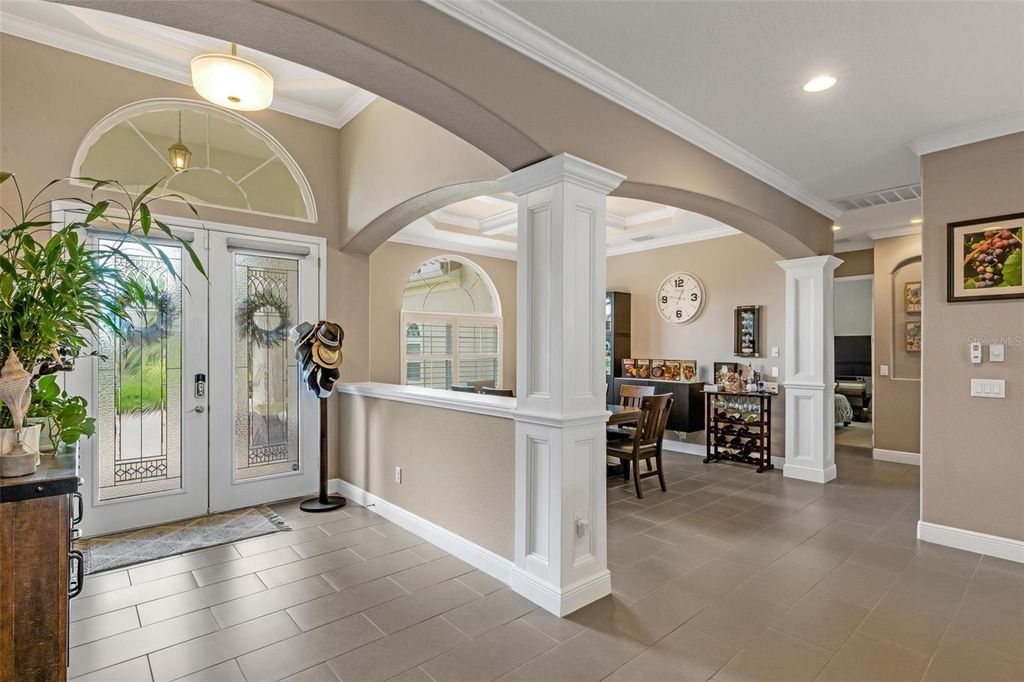 Image 10 of property listing at 380 165TH COURT NE, Bradenton, FL 34212