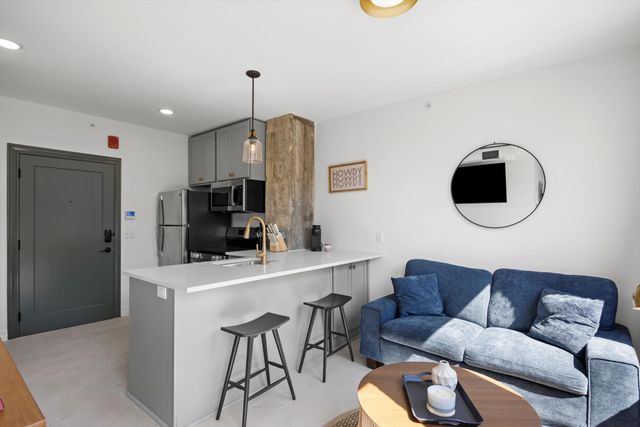 117 E 7th Street 202-A, Chattanooga, TN 37402