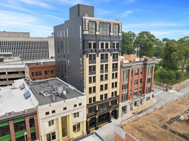 117 E 7th Street 202-A, Chattanooga, TN 37402