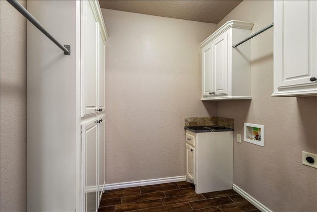 4102 NE Mossy Oak, Lawton, OK 73505