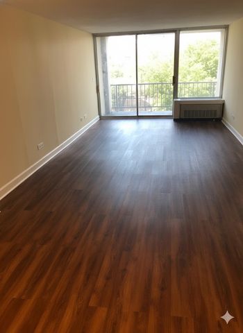 1043 S York Road 208, Bensenville, IL 60106