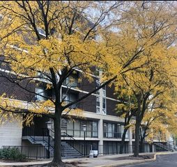 1043 S York Road 208, Bensenville, IL 60106