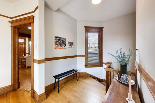 3042 N Clifton Avenue 3, Chicago, IL 60657