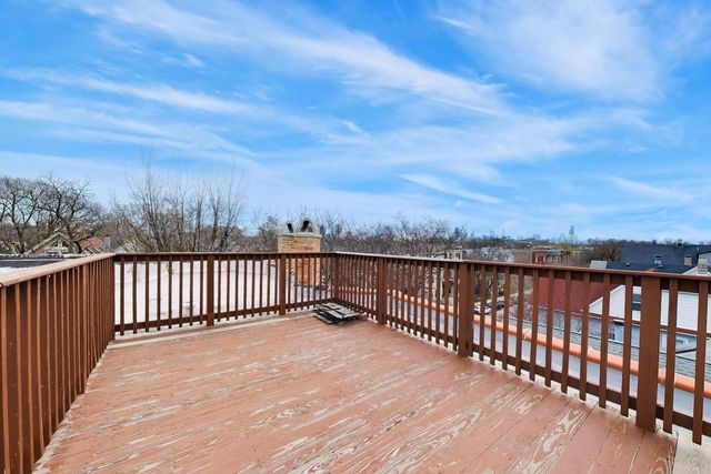 3042 N Clifton Avenue 3, Chicago, IL 60657