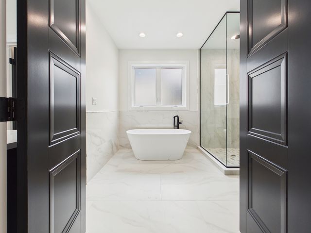 2638 W Superior Street, Chicago, IL 60612