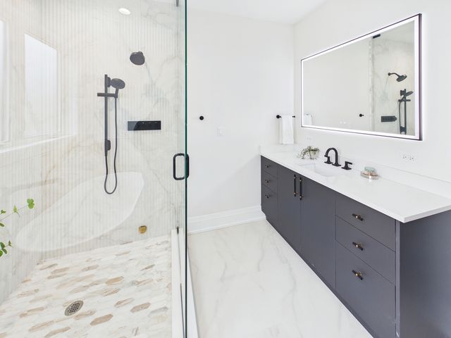 2638 W Superior Street, Chicago, IL 60612