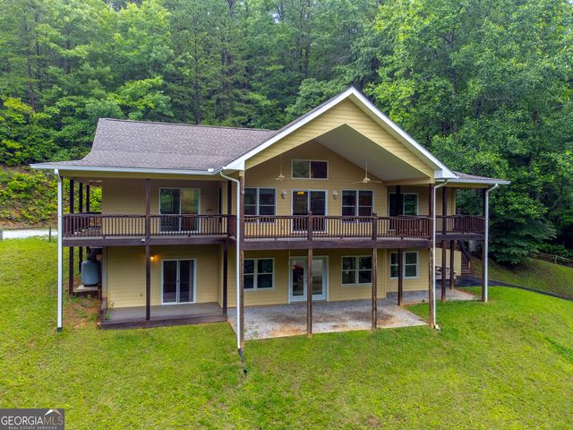 55 Cool Spring Lane, Clayton, GA 30525