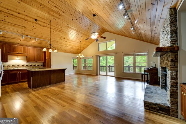 55 Cool Spring Lane, Clayton, GA 30525