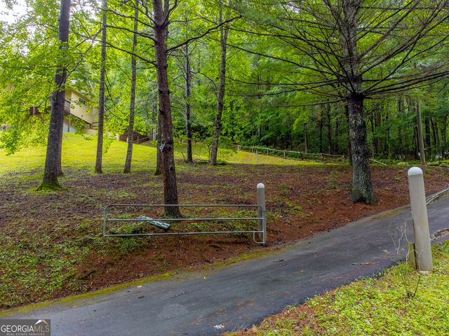 55 Cool Spring Lane, Clayton, GA 30525