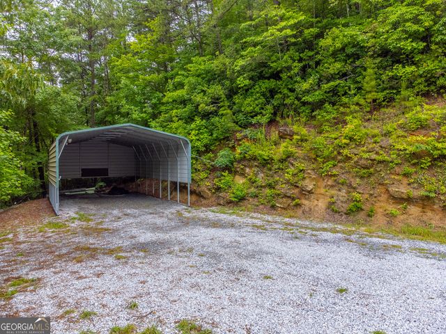 55 Cool Spring Lane, Clayton, GA 30525