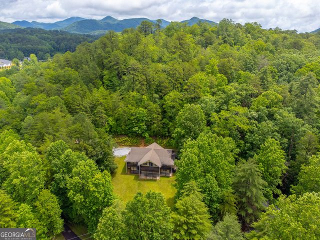 55 Cool Spring Lane, Clayton, GA 30525