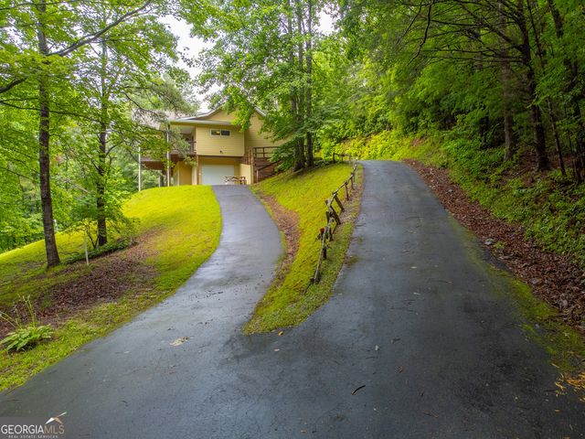 55 Cool Spring Lane, Clayton, GA 30525