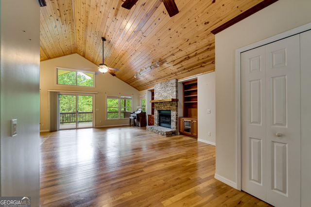 55 Cool Spring Lane, Clayton, GA 30525