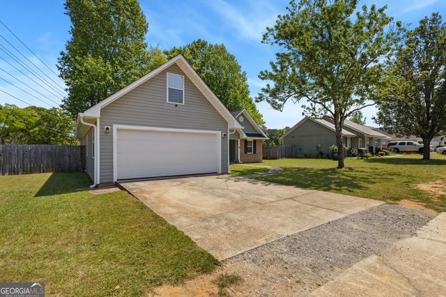 101 Manchester Court, Centerville, GA 31028