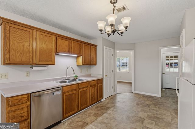 101 Manchester Court, Centerville, GA 31028