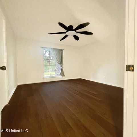 495 Chelsea Drive, Jackson, MS 39212