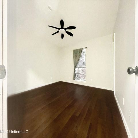 495 Chelsea Drive, Jackson, MS 39212