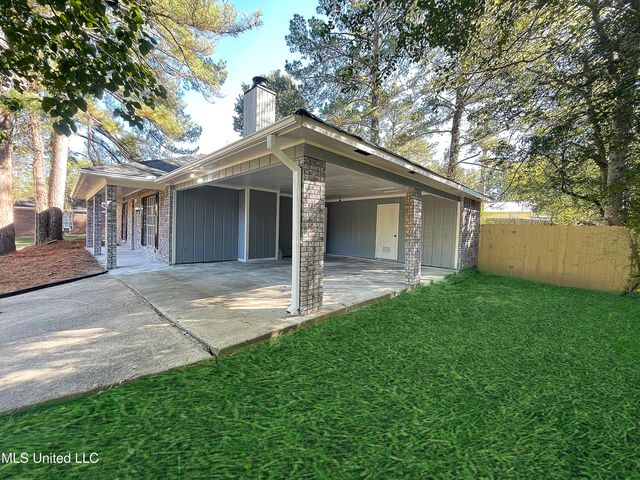 495 Chelsea Drive, Jackson, MS 39212