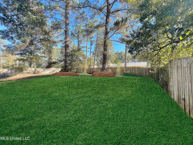 495 Chelsea Drive, Jackson, MS 39212