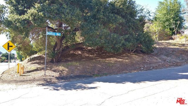 30000 MADISON Way, Santa Clarita, CA 91384