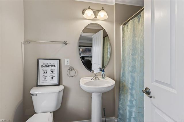 4181 Pretty Walk LN, Norfolk, VA 23518