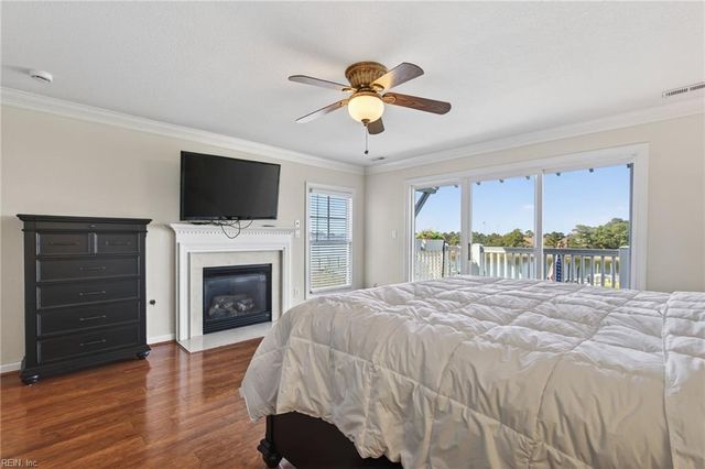 4181 Pretty Walk LN, Norfolk, VA 23518