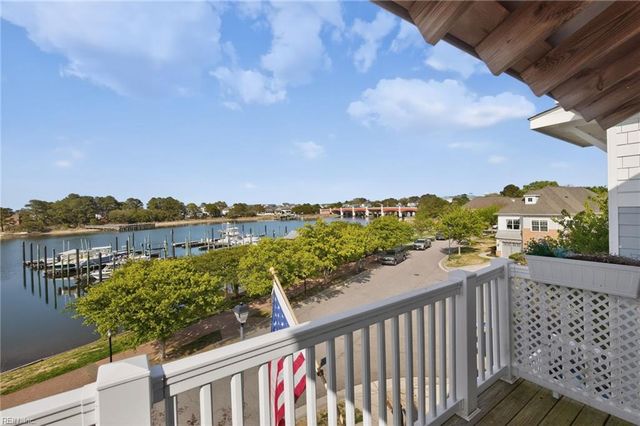 4181 Pretty Walk LN, Norfolk, VA 23518