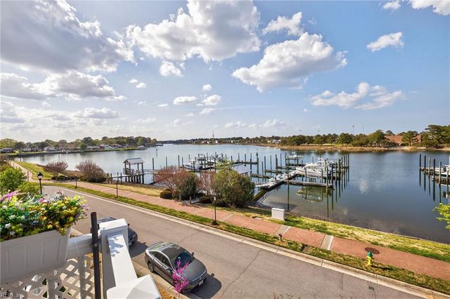 4181 Pretty Walk LN, Norfolk, VA 23518