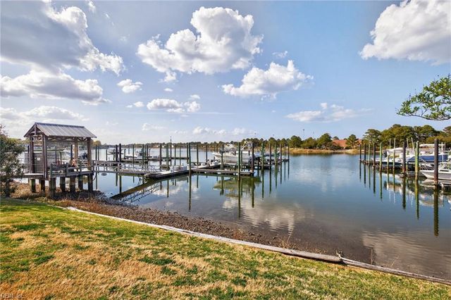 4181 Pretty Walk LN, Norfolk, VA 23518