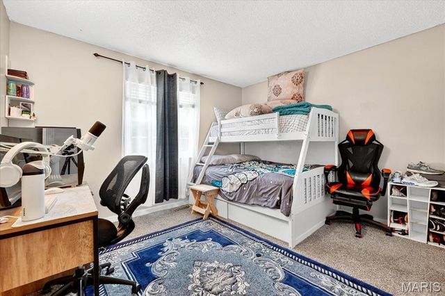 6018 Gatling Drive, Oakville, MO 63129