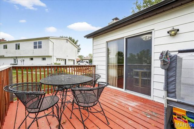 6018 Gatling Drive, Oakville, MO 63129